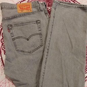 Levi Jeans Regular Fit Perfect Condition W: 36 L: 32